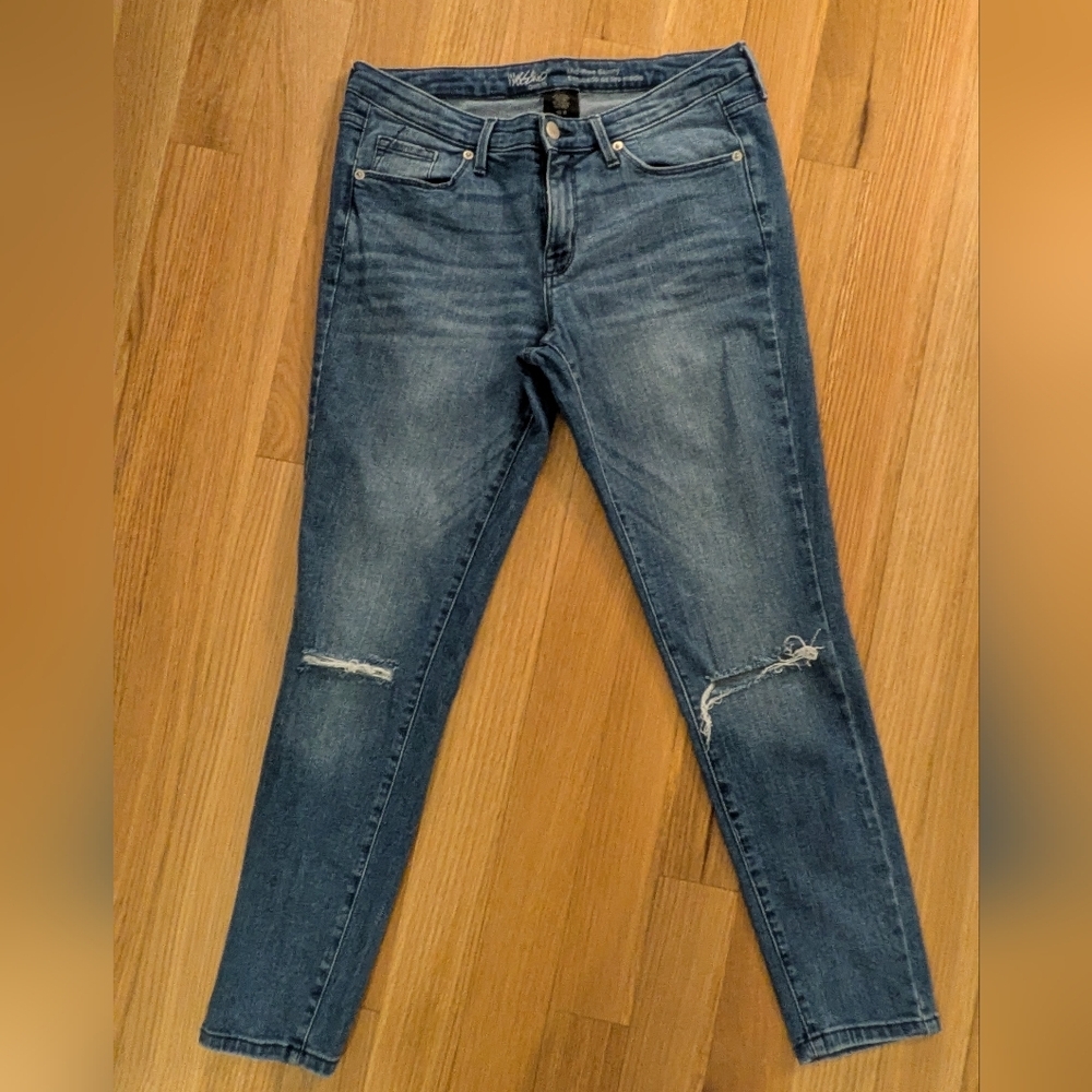 Mossimo denim blue ripped mid rise skinny jeans. Size 10, 30" - Picture 4 of 9